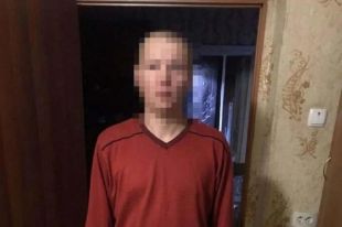 Мужчина пырнул ножом возлюбленную и отправил ее спать: появились детали