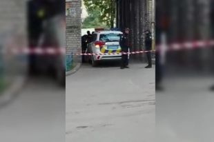 В Днепре полицейские на авто гнались за беглецом и сбили женщину