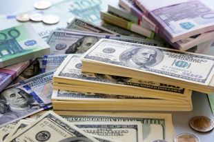 Курс валют на 30 сентября: доллар подорожал, а евро подешевел