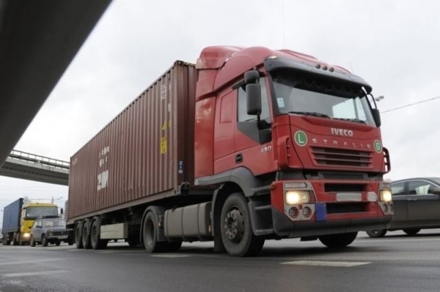 В центре Краснодара до конца года планируют ограничить проезд грузовиков