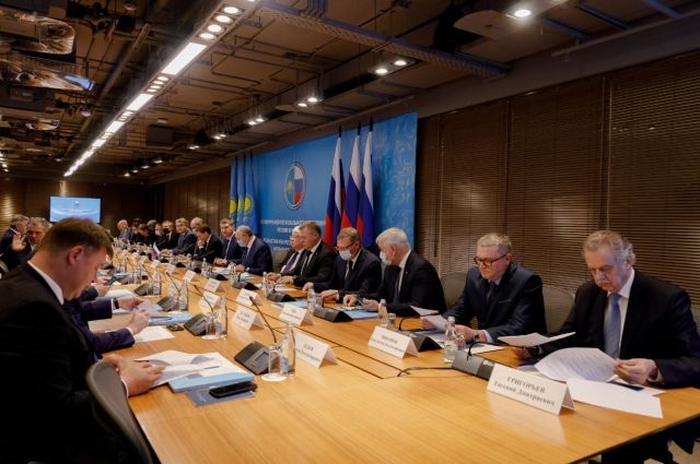 Омский Иртыш обсудили представители России и Казахстана