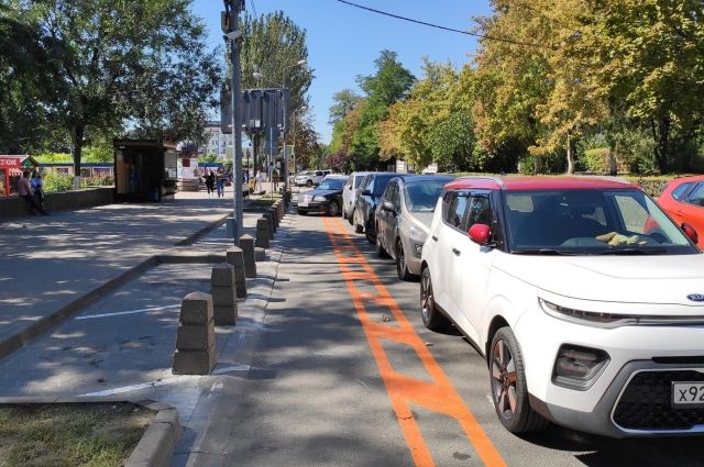 Велодорожка на улице Пушкинской вновь возмутила ростовчан