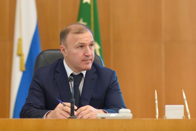 Глава Адыгеи Мурат Кумпилов принял участие в избрании сенатора от региона