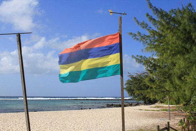 Привитые «Спутником V» туристы смогут посетить Маврикий без карантина