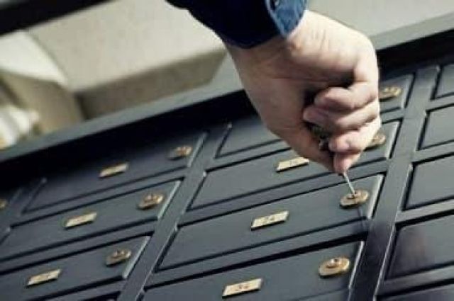 В Оренбурге сотрудник банка похитил 12 миллионов рублей. 