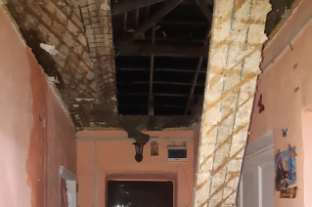 В Самаре на жительницу упал потолок в собственном доме