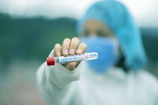 Ещё 367 жителей Омской области заразились коронавирусом за сутки