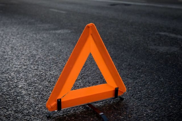 В Курске подросток за рулем «пятерки» врезался в Renault