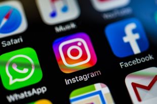 Facebook, Instagram и WhatsApp возобновили работу после сбоя: подробности