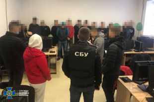 СБУ раскрыла многомиллионную схему с банковскими картами в Виннице