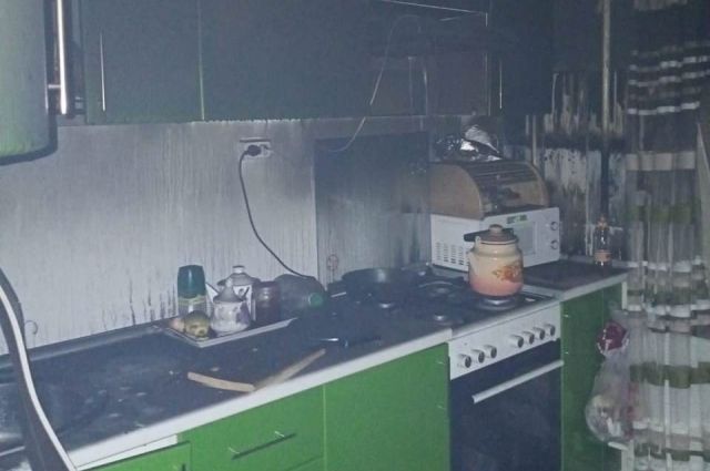 11 человек спасли пожарные из горящего дома в Выксунском районе