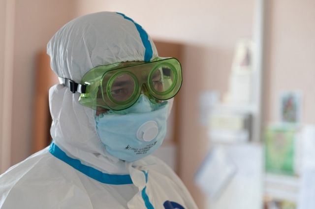 85 тыс. масок и респираторов использовали в псковской инфекционной больнице