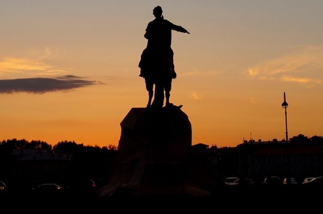До мая 2022 года в Петербурге восстановят Медного всадника