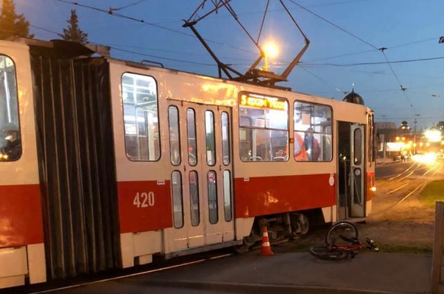 В Калининграде трамвай сбил 8-летнего мальчика, катавшегося на велосипеде