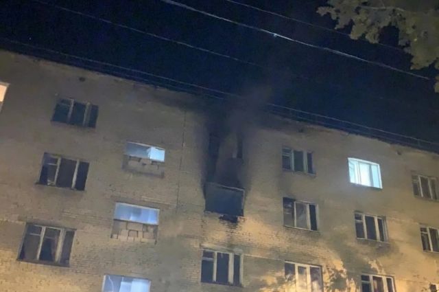 Жильцов дома эвакуировали из-за пожара в Кыштыме