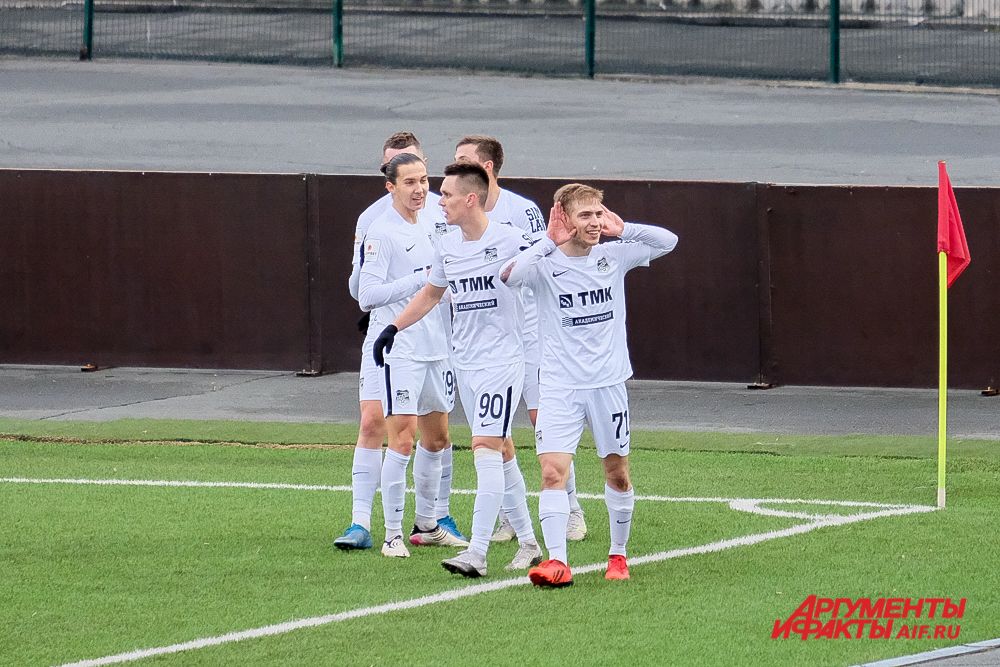Футбольный матч «Амкар Пермь» – «Урал-2» в Перми.