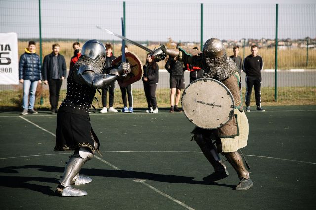 В Старом Осколе прошел турнир по средневековому бою «Сила Стали»