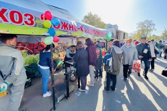 В этом году свою продукцию представили более 160 сельхозпроизводителей из 9 районов области. 