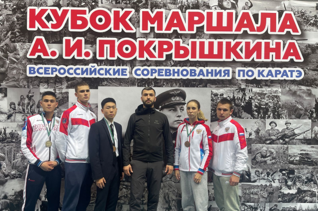 Первые места завоевали Ли Ен Бок в категории мужчины 18+, до 60 кг, Константин Коковуров – 16-17 лет, свыше 76 кг и Варвара Френзюк – 14-15 лет, свыше 54 кг .