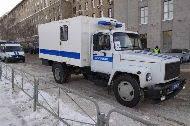 В Новосибирской области автозак с осужденными перевернулся из-за гололёда
