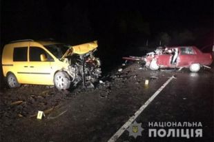 В Хмельницкой области столкнулись два автомобиля: есть погибшие.