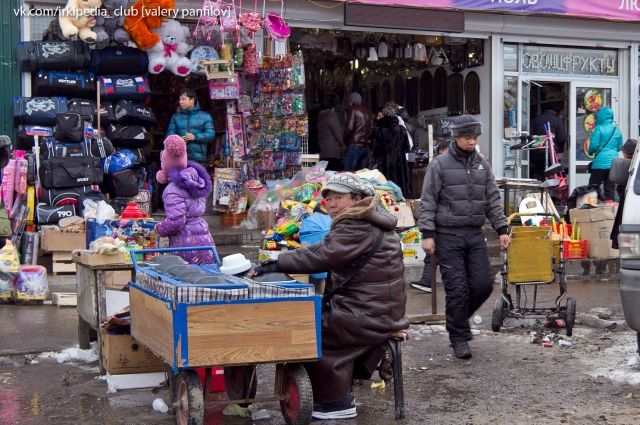 В Новосибирске осудят мигрантов за продажу поддельной одежды на 70 млн ₽