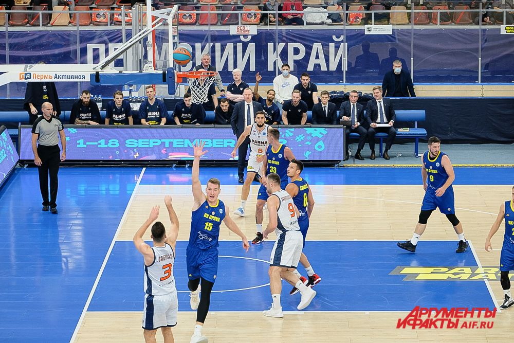 Баскетбольный матч «Парма-Париматч» - «Опава» в Перми.