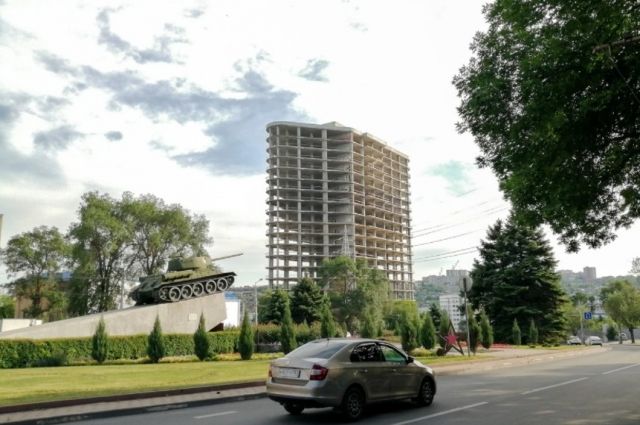 Недострой на Сиверса в Ростове превратят в торговый центр с отелем
