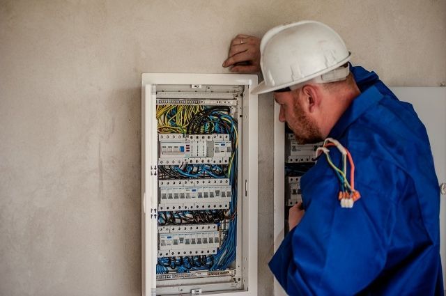 В Михайловске восстановили подачу электроэнергии после повреждения кабеля