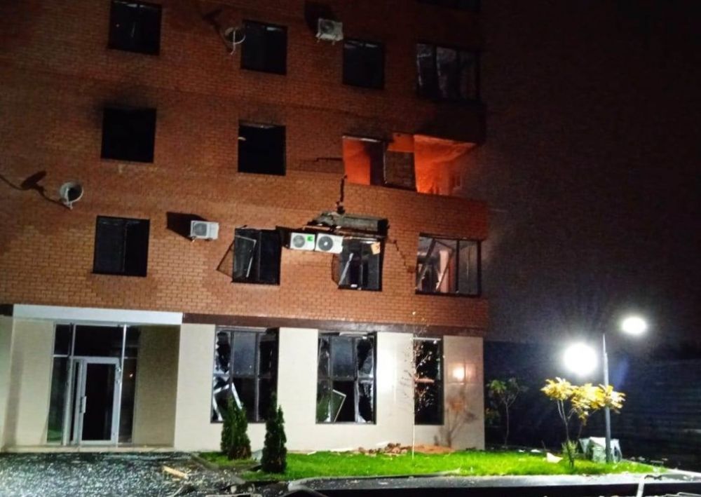 Во Владикавказе на улице Братьев Темировых около полуночи в жилом 10-этажном доме произошёл взрыв газа