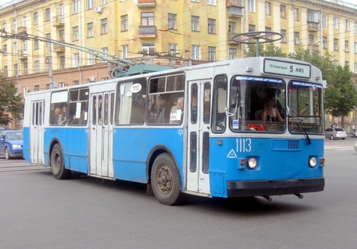 014 челябинск маршрут. Троллейбус Челябинск ЗИУ-5. 14 Троллейбус Челябинск. Троллейбус Челябинск 2022. Троллейбус Челябинск 2023.