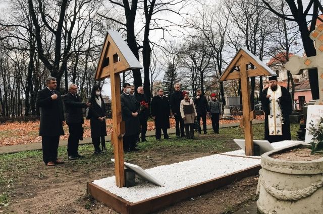 В Петербурге почтили память генерал-лейтенанта Ивана Зарубина