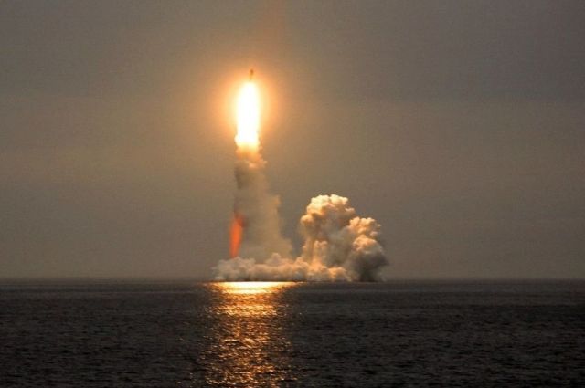 Баллистическая ракета «Булава» поразила цель на Камчатке (видео)