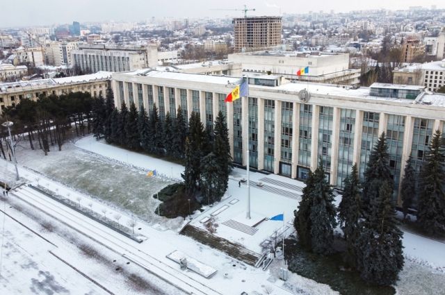 Зима ждать не будет. Успеет ли Молдова договориться с РФ о поставках газа