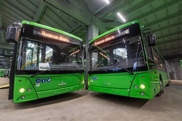 Маршрут городских автобусов изменится из-за ремонта улицы Горького в Пскове