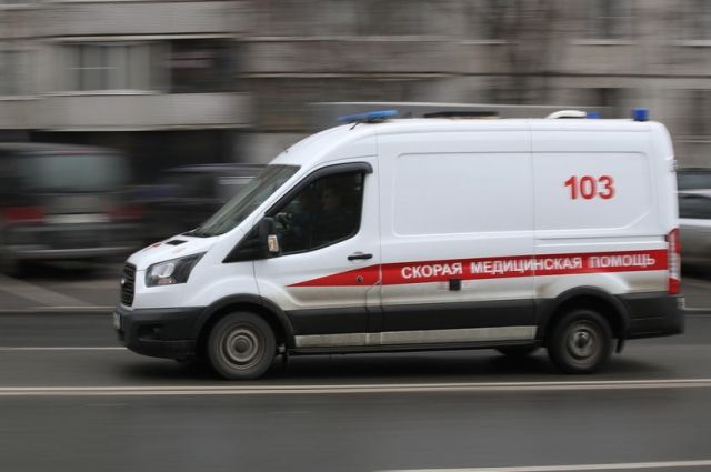 Водители автобусов пересели на машины скорой помощи в Ростове-на-Дону