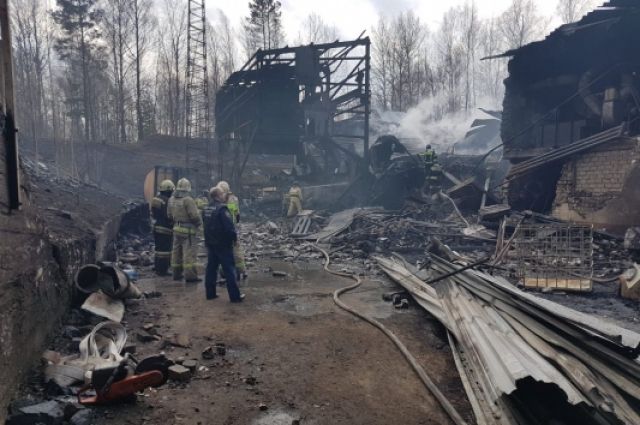 Личность одного из погибших при пожаре на заводе под Рязанью не установили