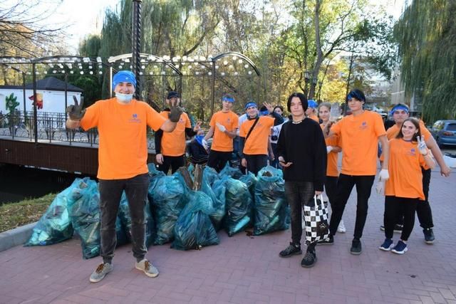 В Невинномысске студенты собрали почти 463 кг мусора на акции «Оберегай»