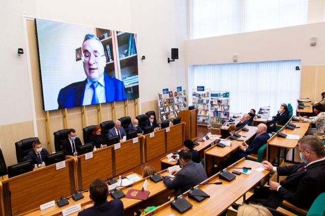«Вызов принят»: первые итоги Уральского экономического форума