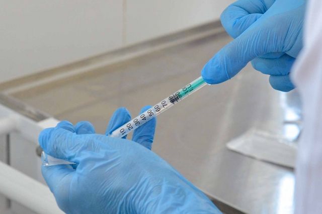 За сутки в Смоленской области от COVID-19 вакцинировали 6 110 человек