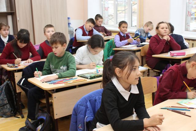 В Новосибирске школьники в 2021 году в 10 раз чаще болеют коронавирусом