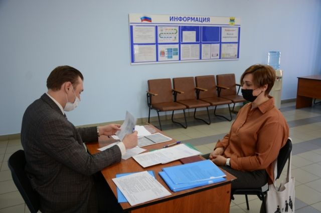 Безработная жительница Неженки подала документы на конкурстный отбор кандидатов на должность мэра города Оренбурга. 