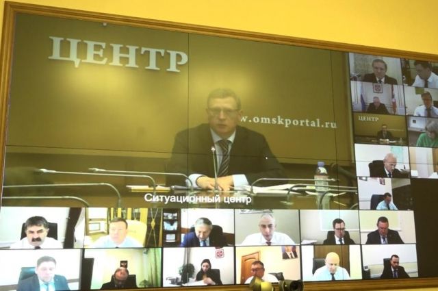 Глава Омской области рассказал полпреду президента в СФО о COVID-ситуации