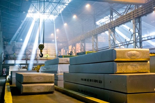 Рост обусловлен развитием высокотехнологического производства и увеличением поставок компаниям азиатско-тихоокеанского региона и с развитием номенклатуры сплавов для прокатного производства российских металлургических компаний.