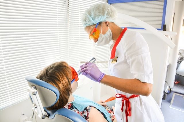 В Оренбуржье с 30 октября по 7 ноября попасть к стоматологу можно только с острой зубной болью. 