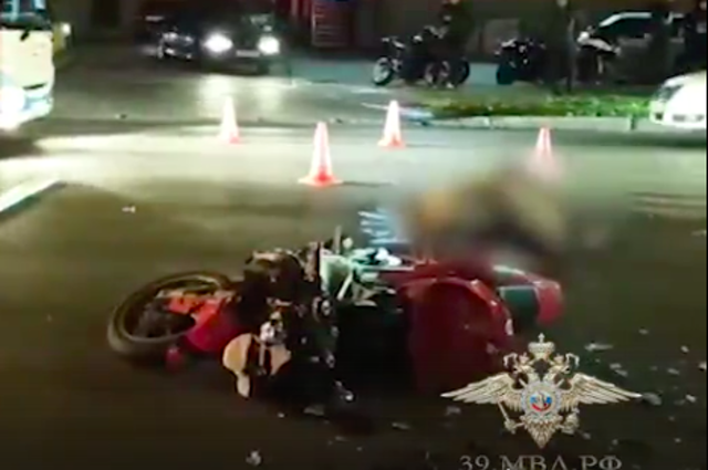 Мотоциклист и его пассажирка скончались на ул. Невского в Калининграде