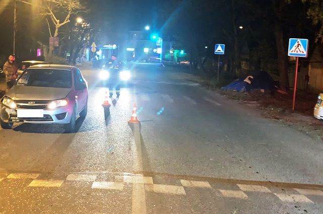 Женщина с ребёнком попала под колёса на пешеходном переходе в Пятигорске