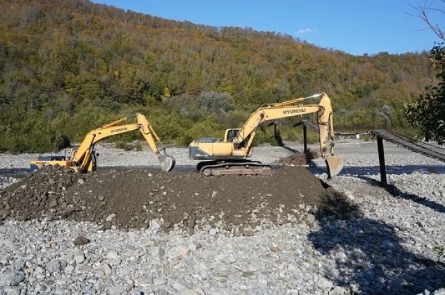 В Сочи расчистят русло реки Аше для защиты от подтоплений