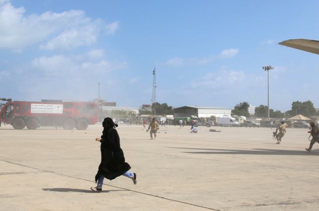 При взрыве возле аэропорта в Йемене погибли шесть человек