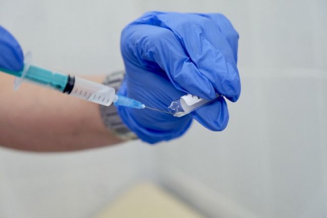 В Брянскую область поступило 4 тысяч доз вакцины «Спутник V»